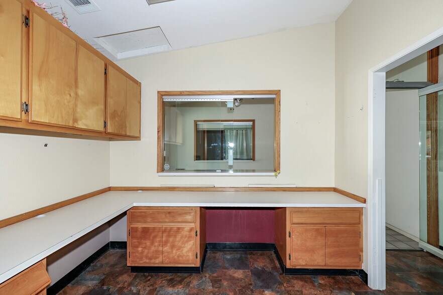 More Photos Of 5320 State Highway 49, Mariposa Office Residential For Sale