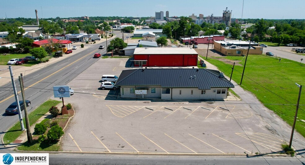 More Photos Of 715 S 1st St, Temple General Retail For Lease