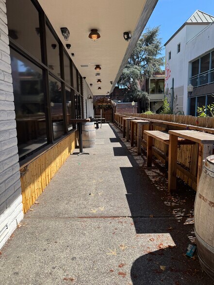 More Photos Of 132 Keller St, Petaluma Restaurant For Lease