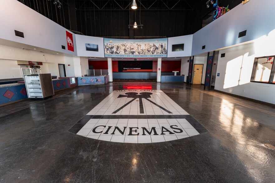 More Photos Of 1085 SE Bishop Blvd, Pullman Specialty For Sale