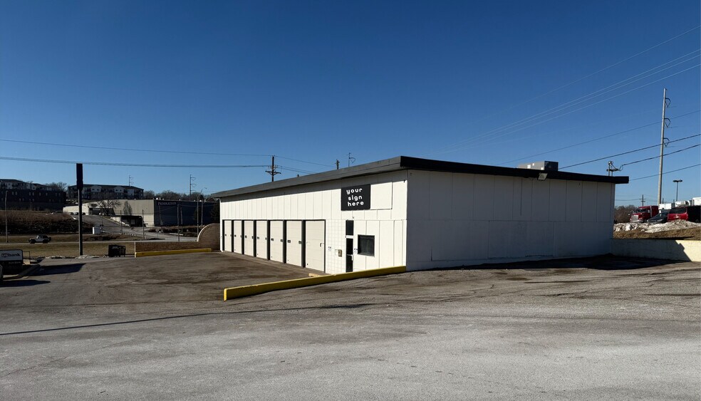 More Photos Of 1003 N Fort Crook Rd, Bellevue Warehouse For Lease
