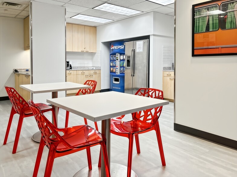 More Photos Of 250 Pehle Ave, Saddle Brook Coworking Space