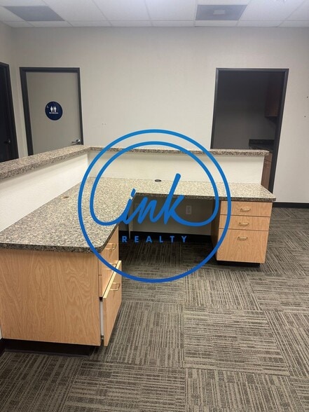 More Photos Of 1667 Lucerne St, Minden Office For Lease