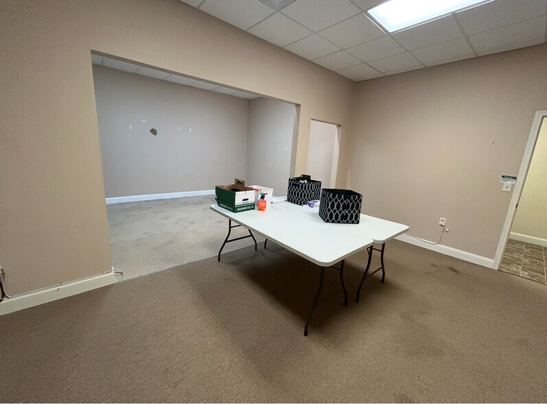 More Photos Of 3030 McEver Rd, Gainesville Medical For Sale