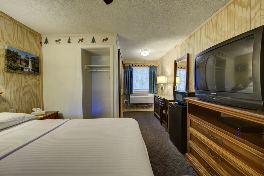 More Photos Of 2275 M 137, Interlochen Hotel For Sale