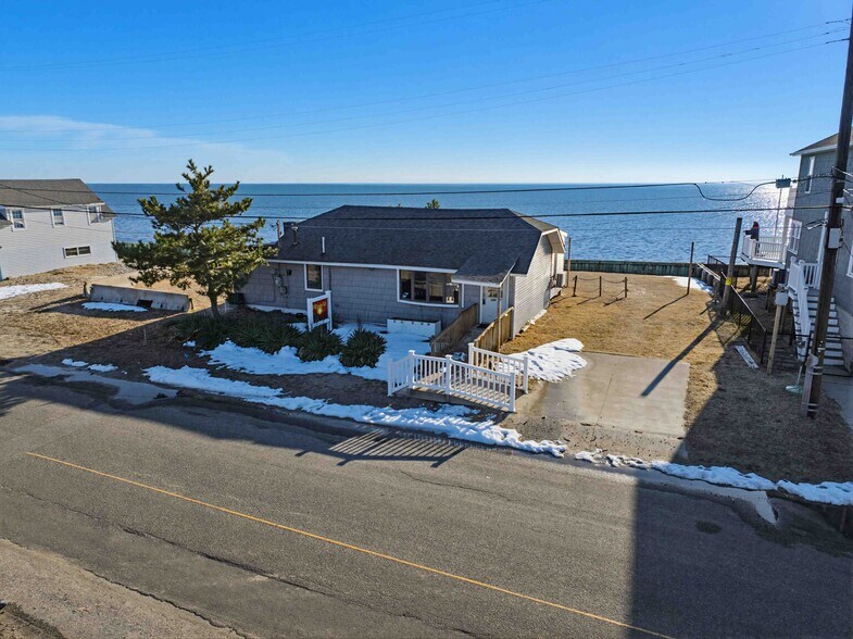 More Photos Of 102 Delaware ave, Fortescue Restaurant For Sale