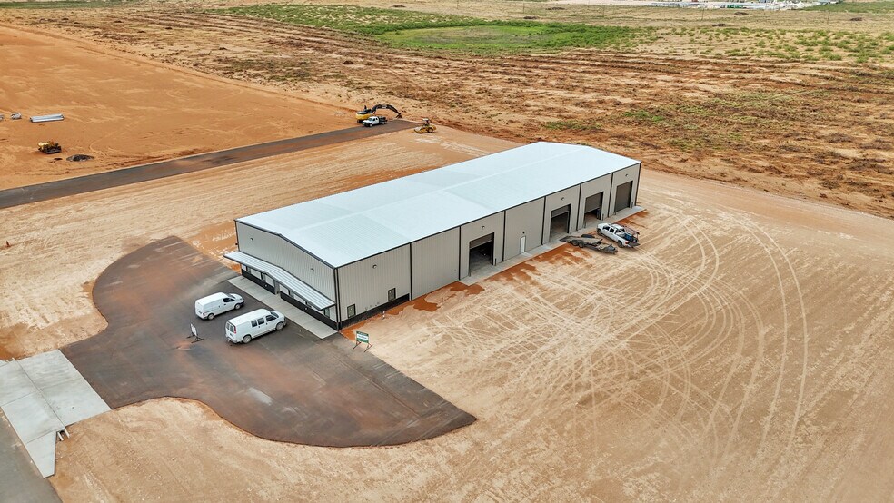 More Photos Of 5915 W. County 135 rd, Midland Warehouse For Lease