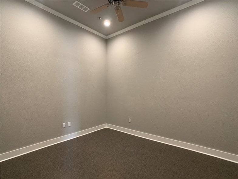 More Photos Of 5899 Preston Rd, Frisco Office For Sale