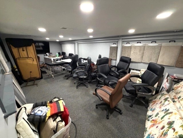 More Photos Of 10139 Kaw Dr, Edwardsville Warehouse For Lease