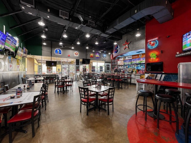 More Photos Of 9721 W Broadway St, Pearland Restaurant For Sale