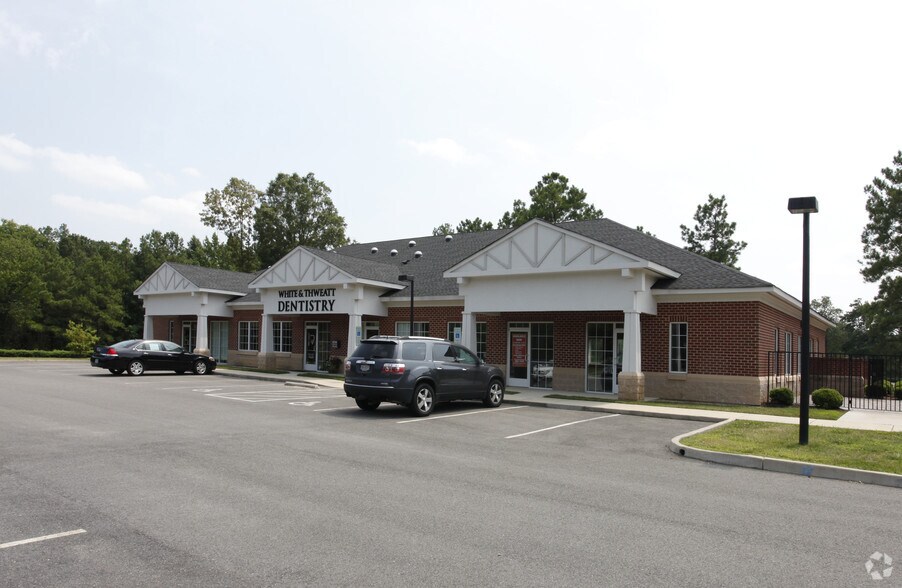 More Photos Of 5500 Whiteside Dr, Sandston Medical For Lease