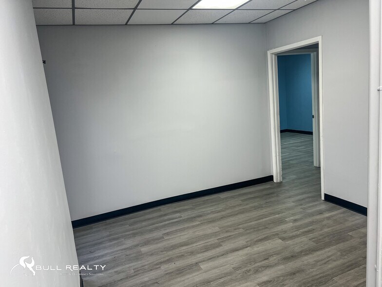 More Photos Of 6667 Vernon Woods Dr, Atlanta Medical For Lease