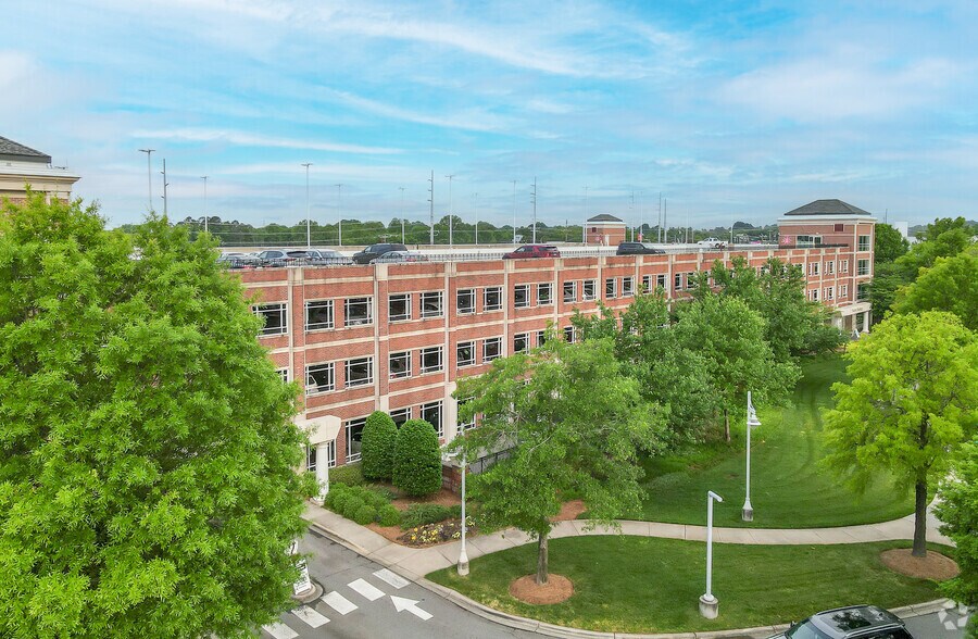 More Photos Of 200 Medical Park Dr, Concord Medical For Lease