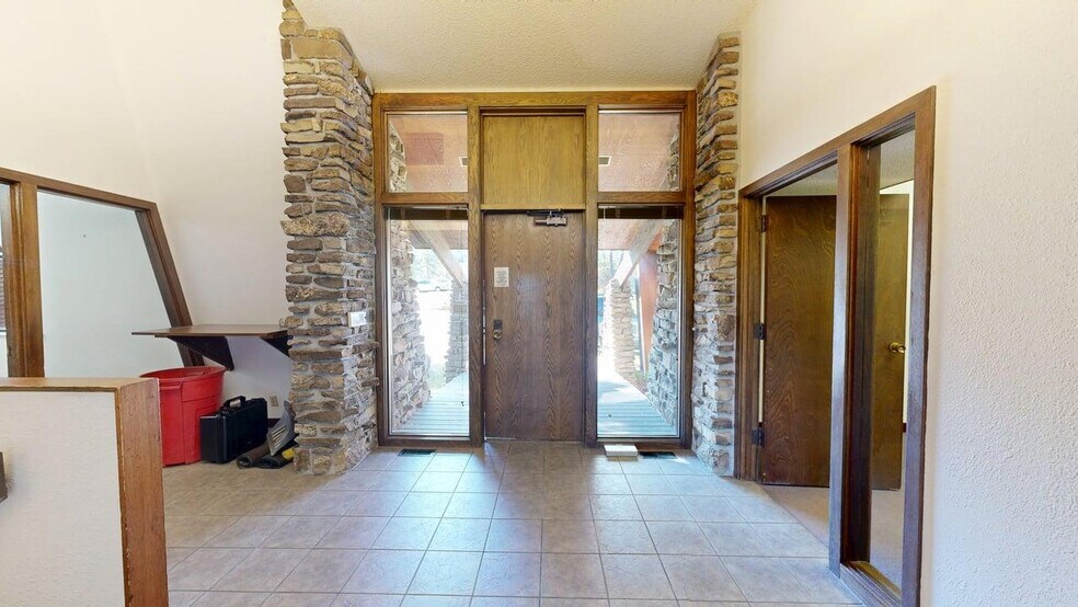 More Photos Of 11 E Airport Rd, Billings Office For Sale