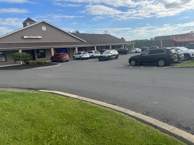 Primary Photo Of 670 E Route 211, Middletown Unknown For Lease