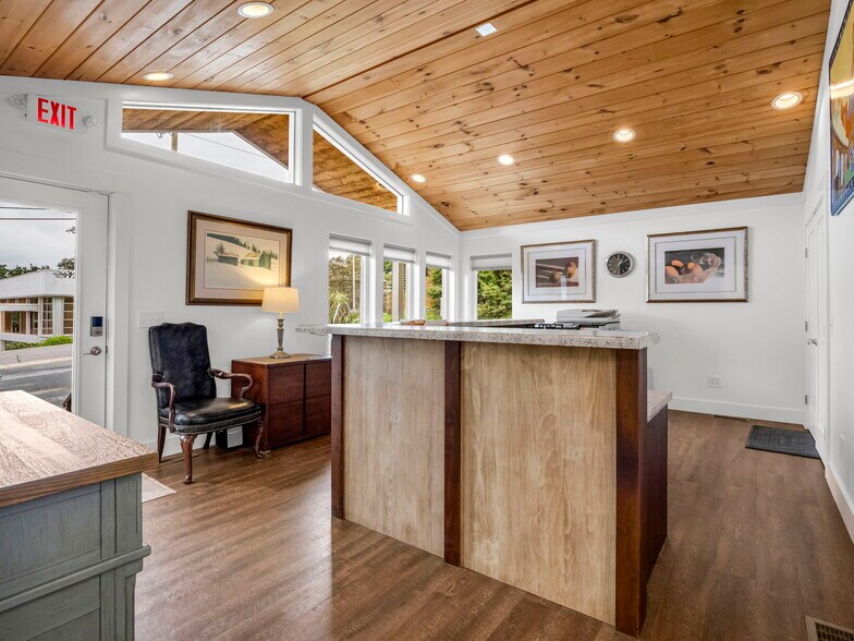 More Photos Of 147 E Court St, Rutherfordton Office Residential For Sale