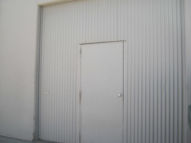 More Photos Of 1471-1495 E Warner Ave, Santa Ana Light Manufacturing For Lease