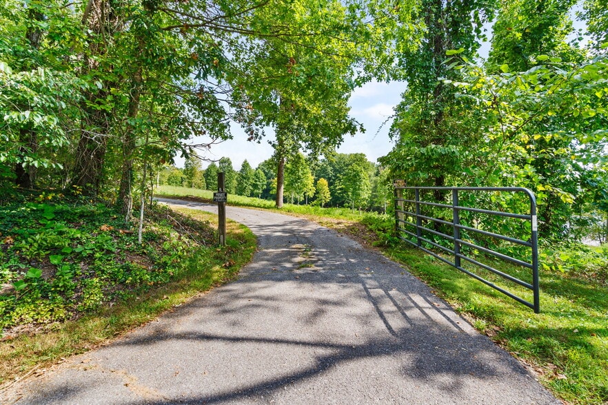 More Photos Of 314 Lakeside dr, Hiawassee Land For Sale