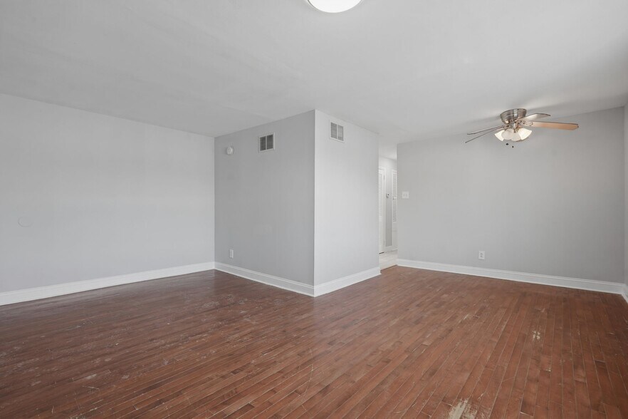 More Photos Of 230 E Sharpnack St, Philadelphia Multifamily For Sale