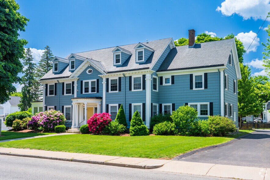 More Photos Of 8 Church St, Westborough Office Residential For Lease