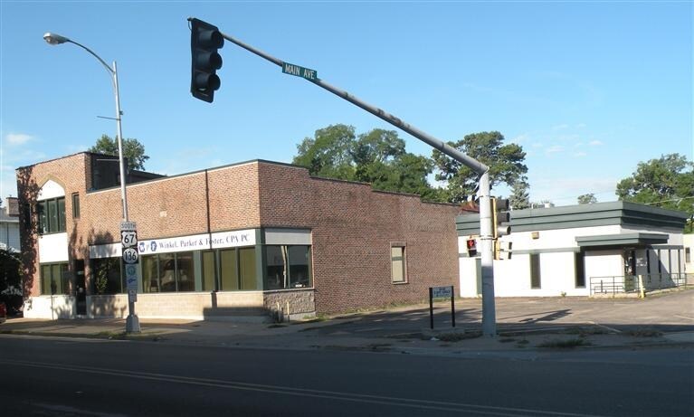 2320 N 2nd St Clinton Ia 52732 Office For Lease Cityfeet Com