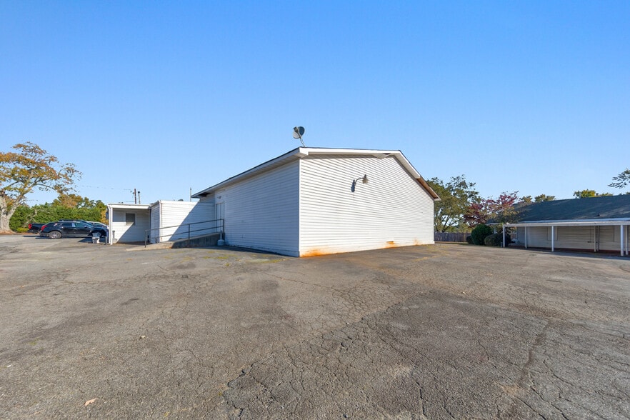 More Photos Of 1408 Canton Rd, Marietta Funeral Home For Sale