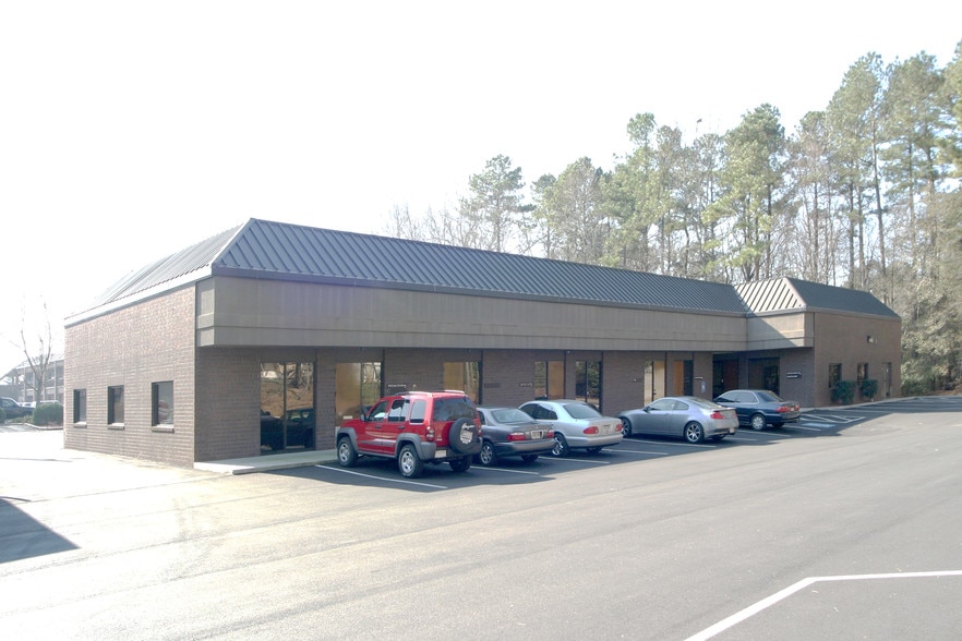 More Photos Of 5300 Memorial Dr, Stone Mountain Office For Lease