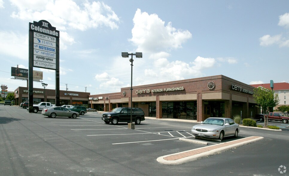 More Photos Of 9951-9999 W Interstate 10, San Antonio General Retail For Lease