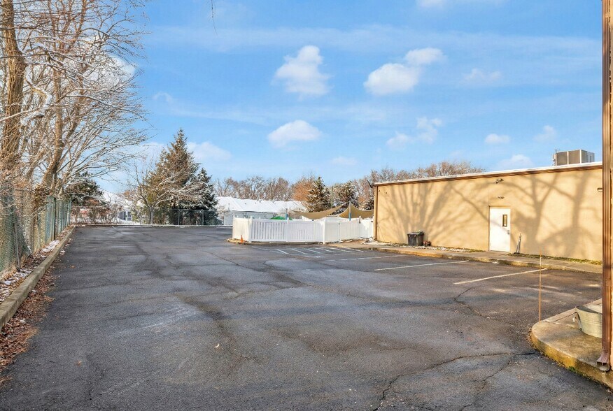 More Photos Of 1805 Princeton Ave, Trenton Daycare Center For Sale