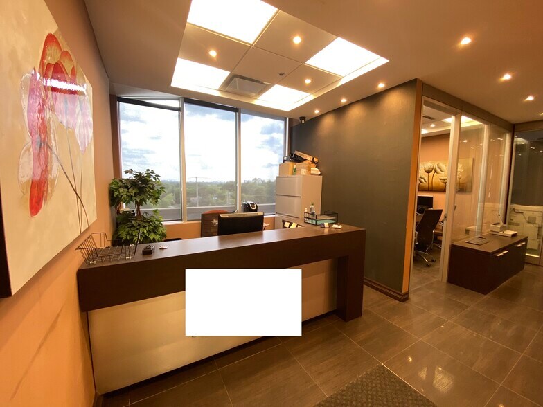 More Photos Of 7368 Yonge St, Vaughan Office For Sale