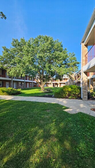 More Photos Of 14300 Gallant Fox Ln, Bowie Medical For Sale