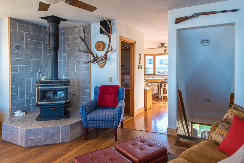 More Photos Of 26260 Main St, Beaver Island Hotel For Sale