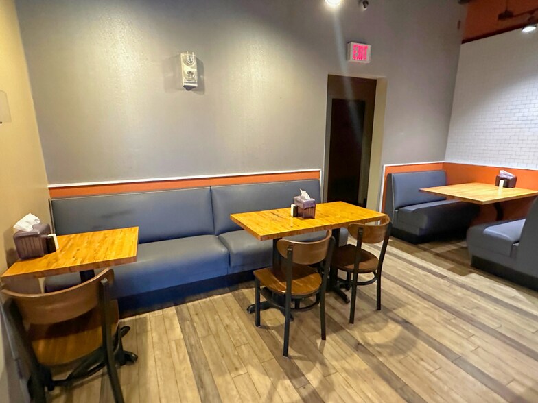 More Photos Of 371 Richmond St, Providence Restaurant For Lease