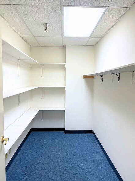 More Photos Of 430 S Garfield Ave, Alhambra Office For Sale