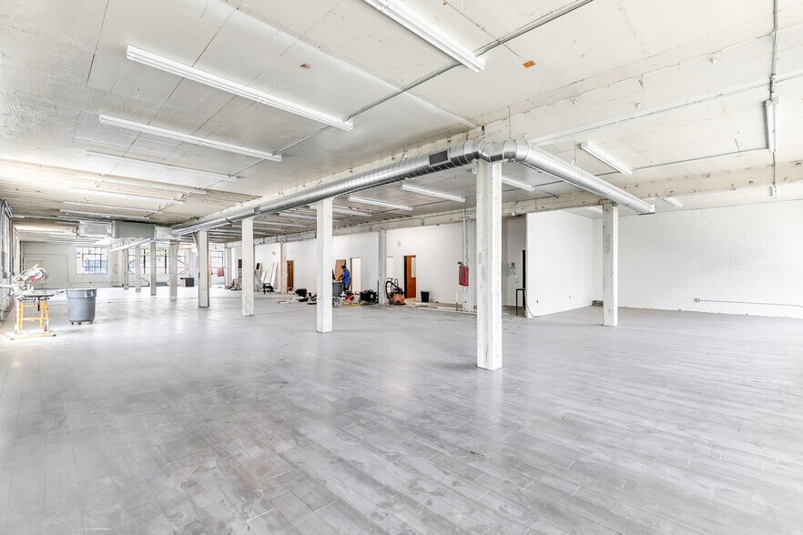 More Photos Of 823 S Los Angeles St, Los Angeles Loft Creative Space For Lease