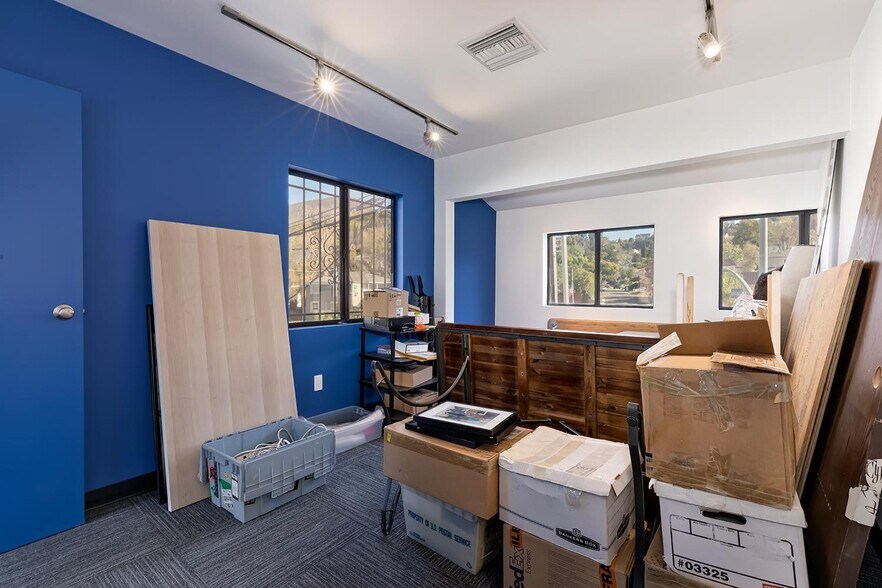 More Photos Of 3361-3365 Barham Blvd, Los Angeles Loft Creative Space For Lease