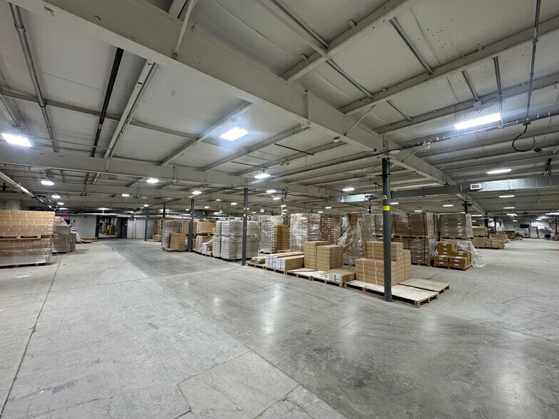 More Photos Of 2060 Main St, Apalachin Warehouse For Lease