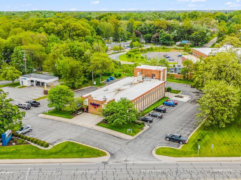 Primary Photo Of 1634 Gull Rd, Kalamazoo Medical For Sale