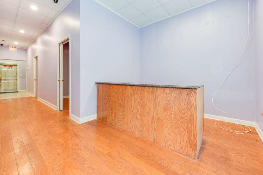More Photos Of 1855-1923 W Diversey Pky, Chicago Apartments For Sale