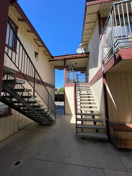 More Photos Of 1391 N Palm Ave, Fresno Apartments For Sale