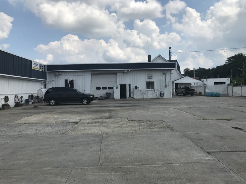 More Photos Of 101 Nepperhan Ave, Elmsford Service For Lease