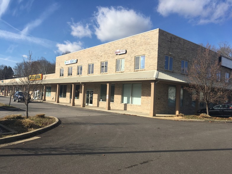 Primary Photo Of 3522-3547 Teays Valley Rd, Hurricane Unknown For Lease