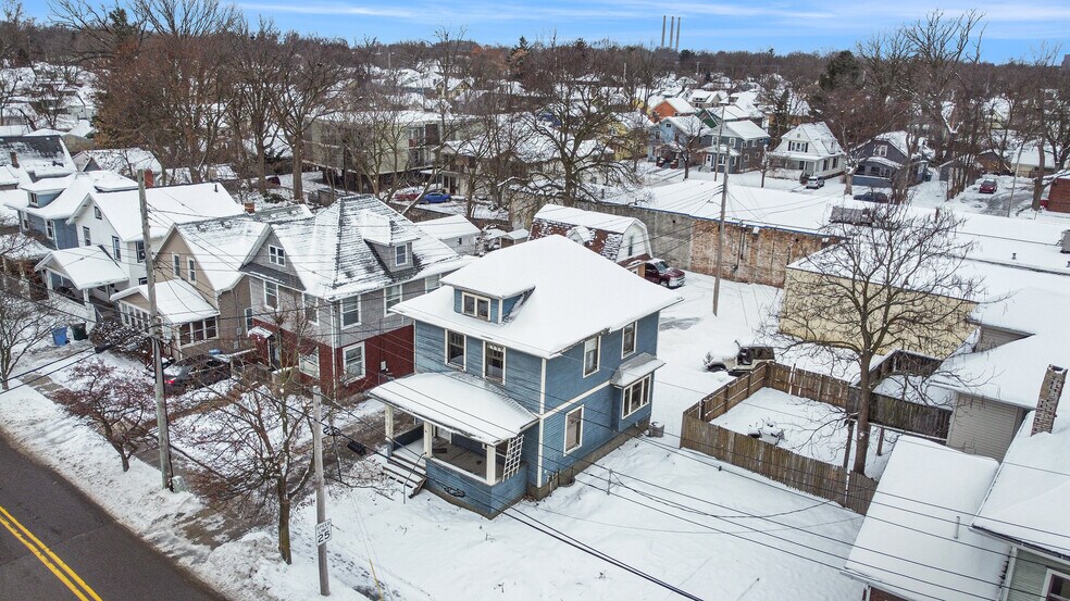 More Photos Of , Lansing Unknown For Sale