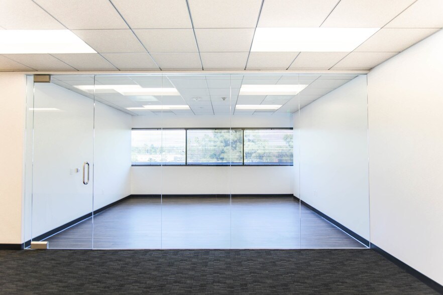 More Photos Of 299 N Euclid Ave, Pasadena Office For Lease