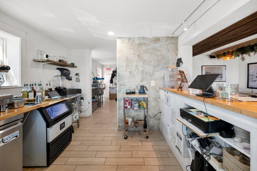 More Photos Of 701 N Ocean Shore Blvd, Flagler Beach Office Residential For Sale