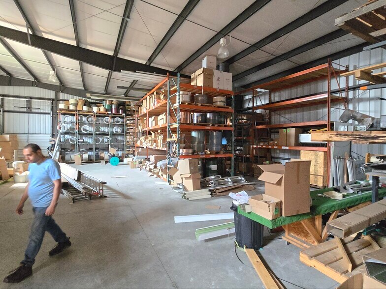 More Photos Of 855 Industrial Dr, Mondovi Distribution For Lease