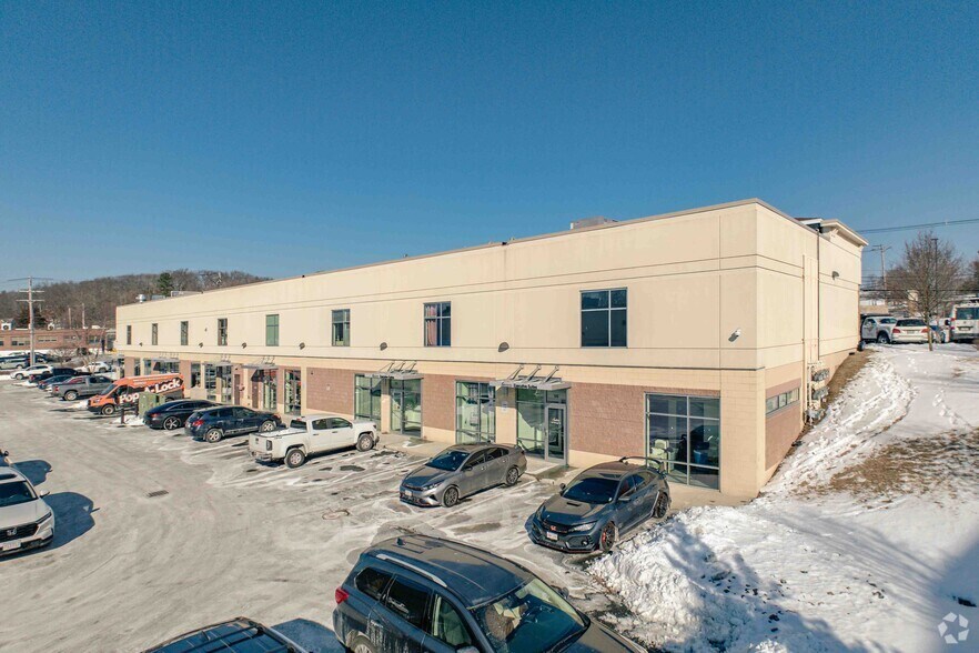 More Photos Of 2 1st Ave, Peabody Medical For Lease