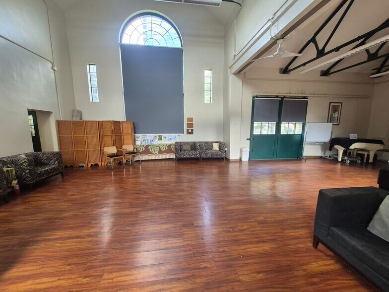 More Photos Of 653 Ala Moana Blvd, Honolulu Office For Lease