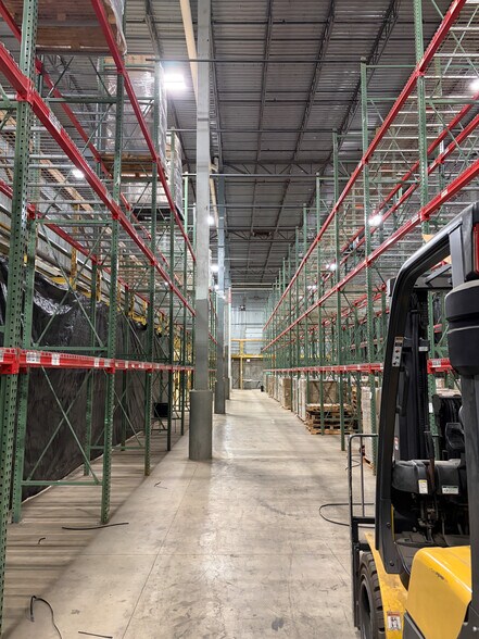 More Photos Of 1042-1050 W Swanzey Rd, Swanzey Warehouse For Sale