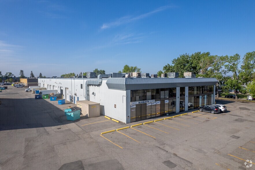 More Photos Of 4712 13th St NE, Calgary Warehouse For Lease